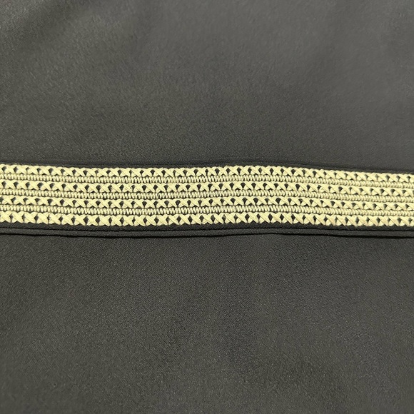 Ann Taylor Embroidered Sheath Dress Sleeveless Boat Neck Career Women's 12 - Picture 4 of 5